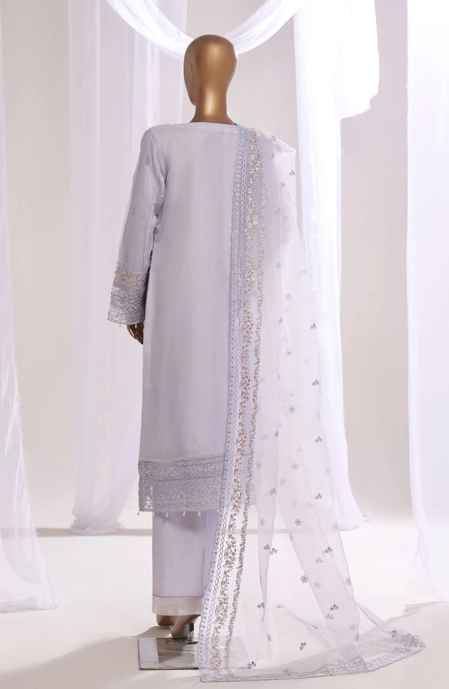 Mahpara by Sadabahar | Stitched 3 PC Embroidered Organza Collection