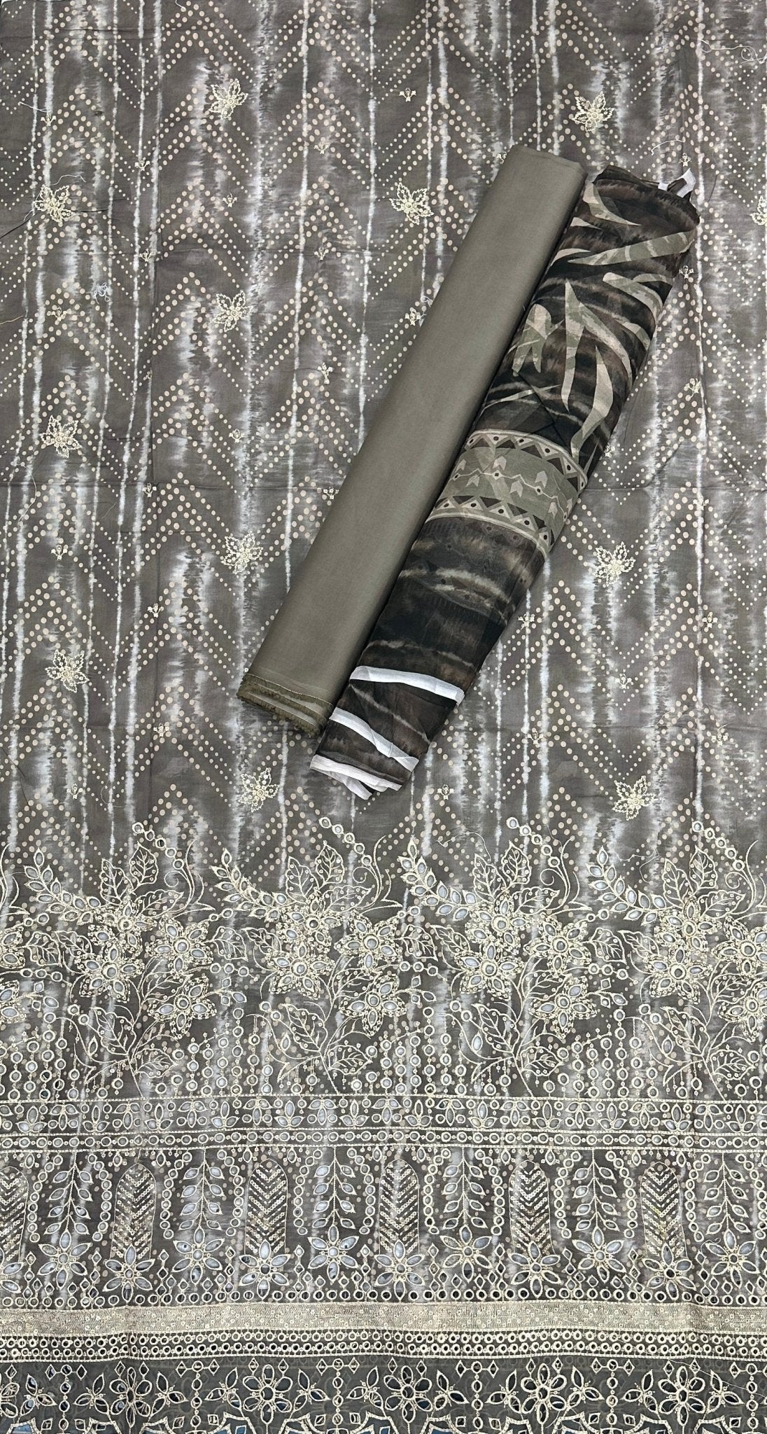 Riwayat | Unstitched 3pc Embroidered Lawn Collection - BarerahFabrics
