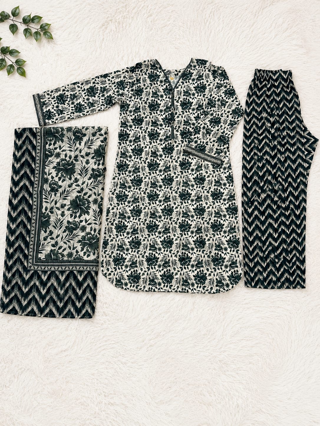 BIN SAEED | Stitched 3 Piece Printed Lawn Collection