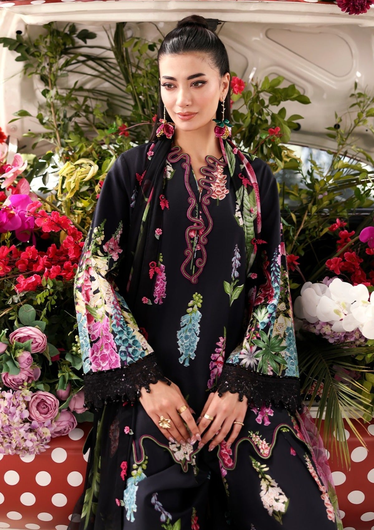 MARIA B | 3 PC Printed Lawn Collection – M Print