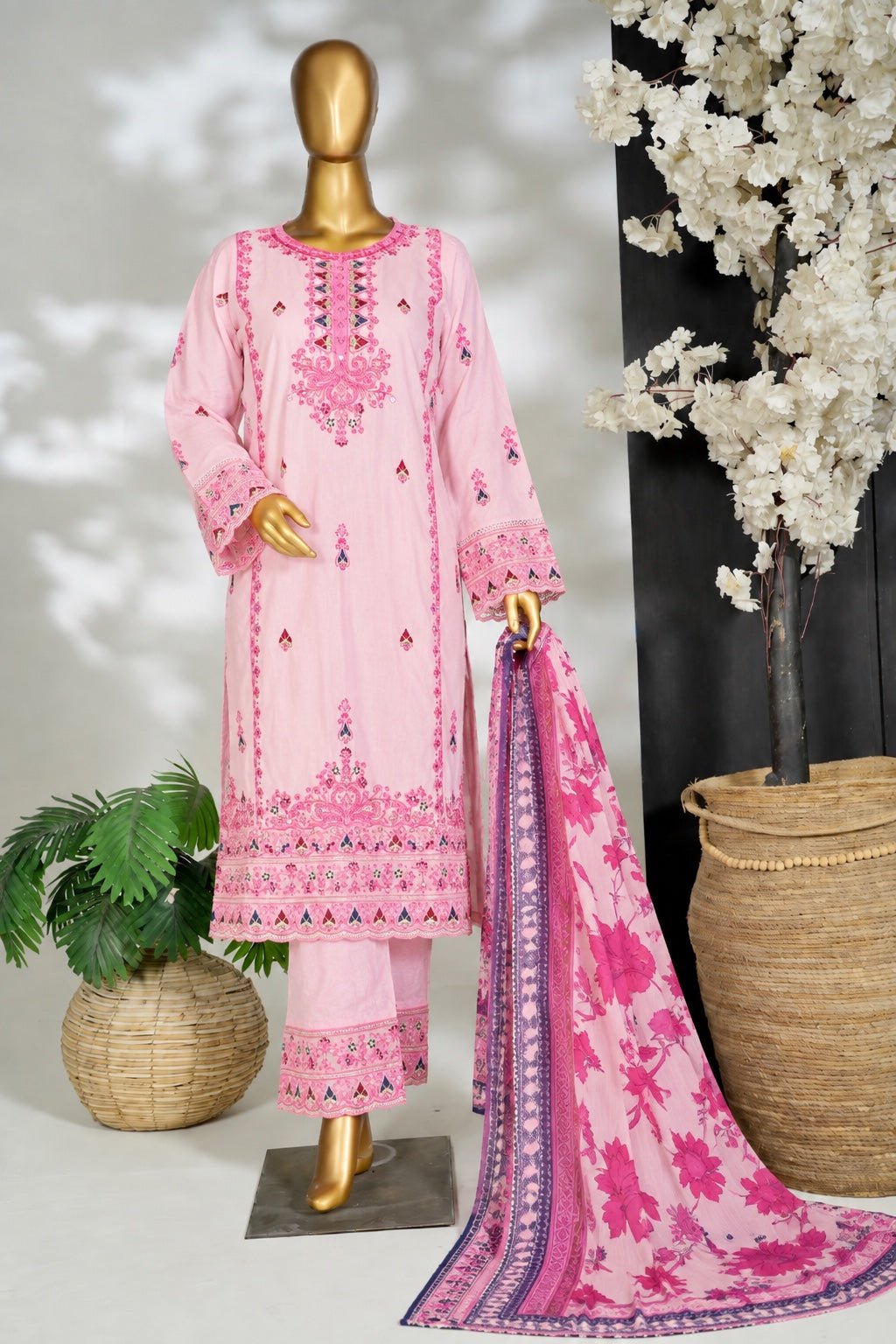 Silwalo | Stitched 3Pc Heavy Embroidered Cotton - BarerahFabrics
