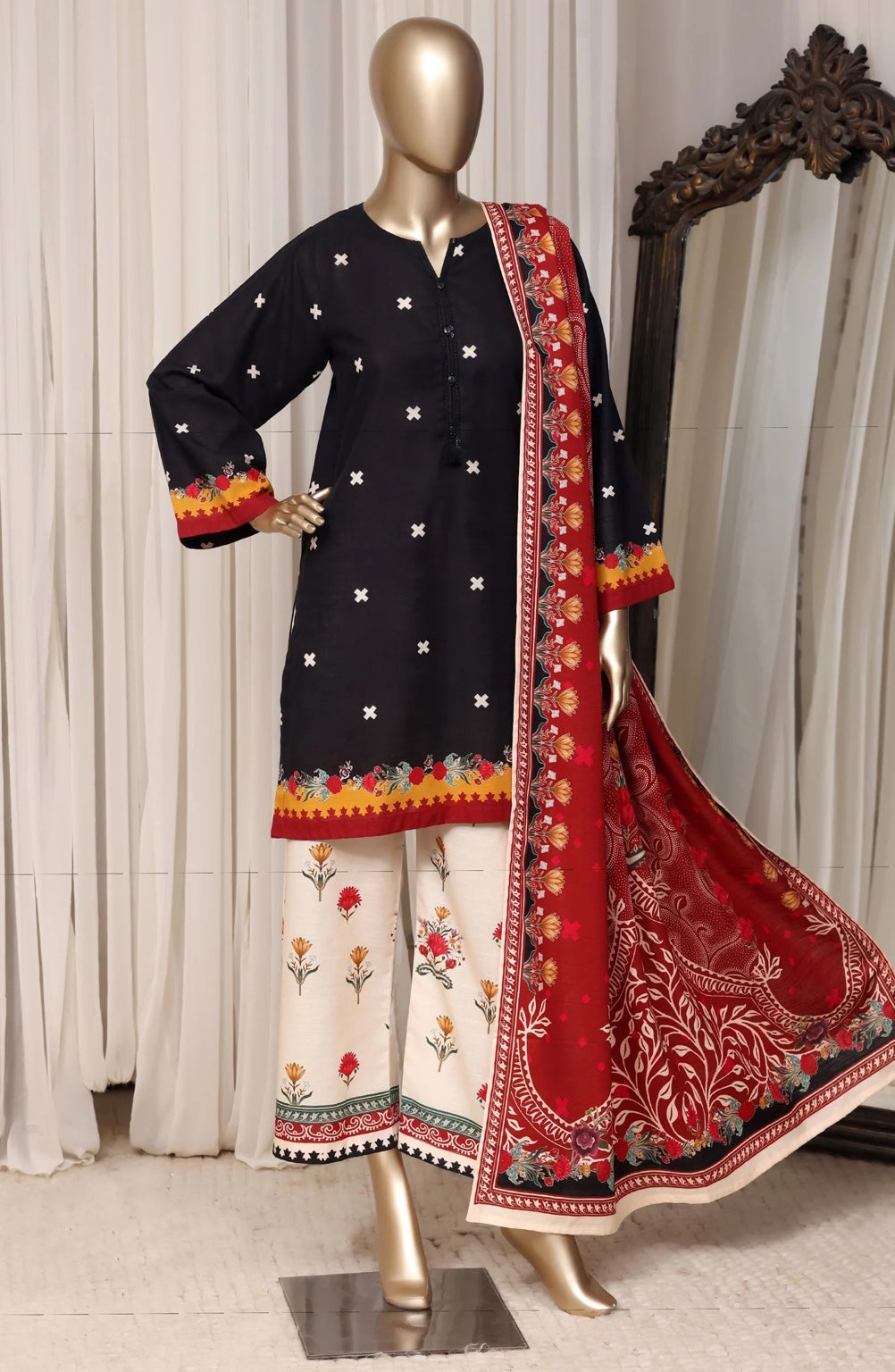 Black Red suit, front view