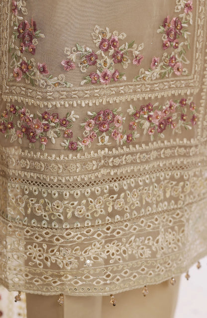Mahpara by Sadabahar | Stitched 3 PC Embroidered Organza Collection