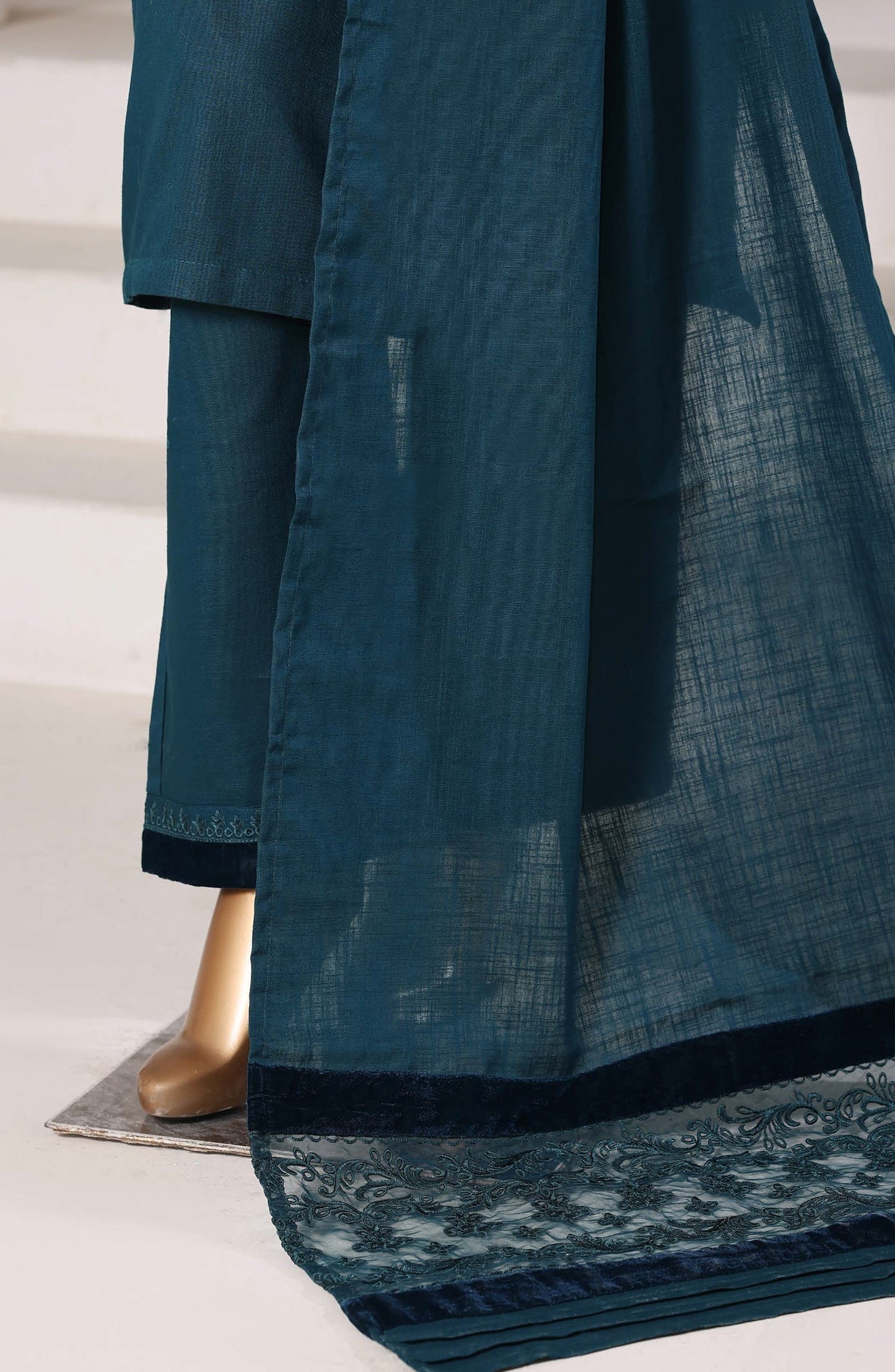 Sada Bahar | Velvet Touch Winter Khaddar 3 Pc Stitched Collection