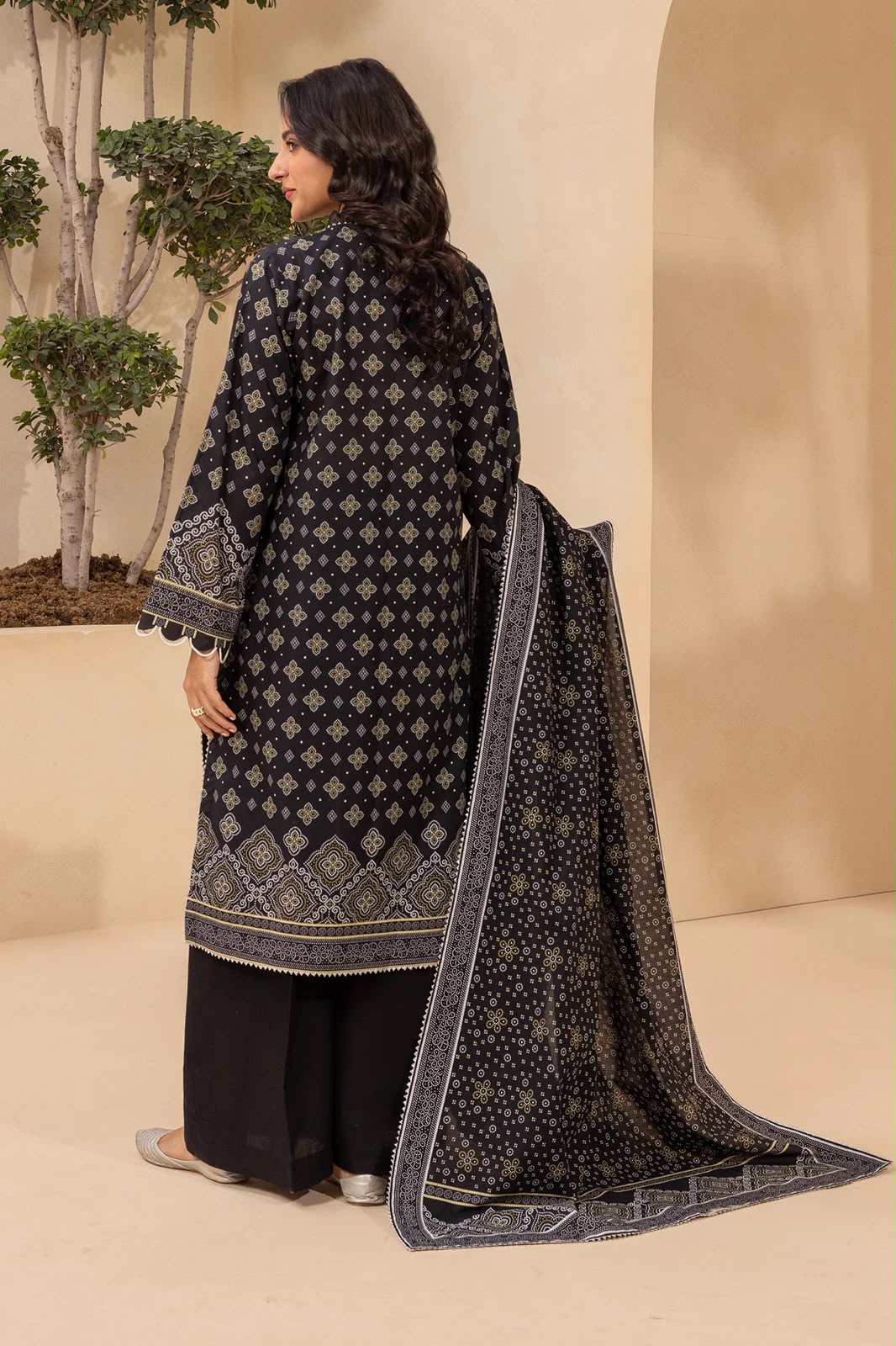 ZELLBURY | Unstitched 3 Pc Printed Lawn Collection