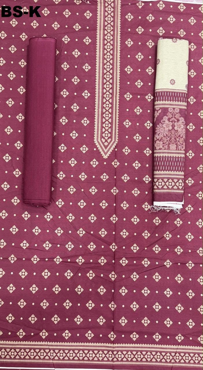 Plum maroon geometric printed unstitched Khaddar 3-piece suit with cream dupatta