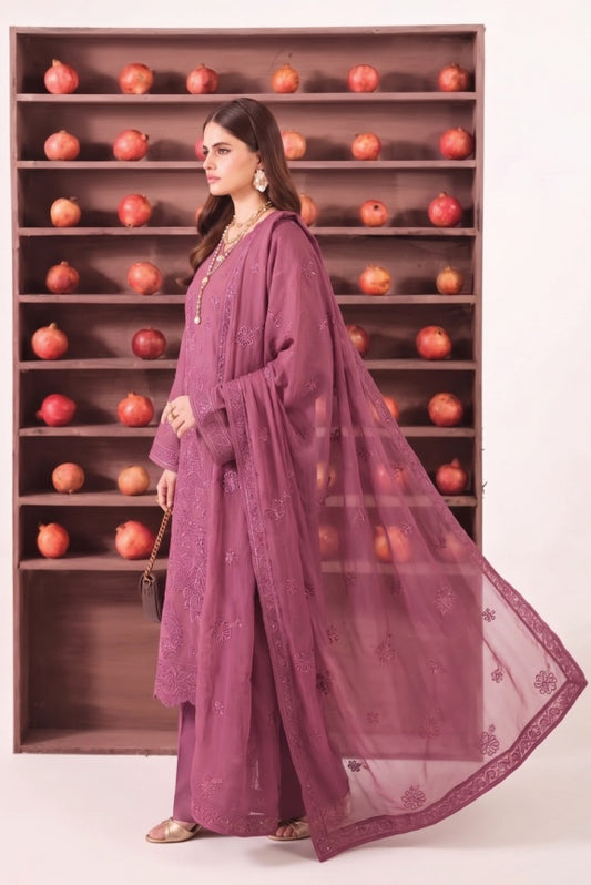DELUXE Purple embroidered suit detail