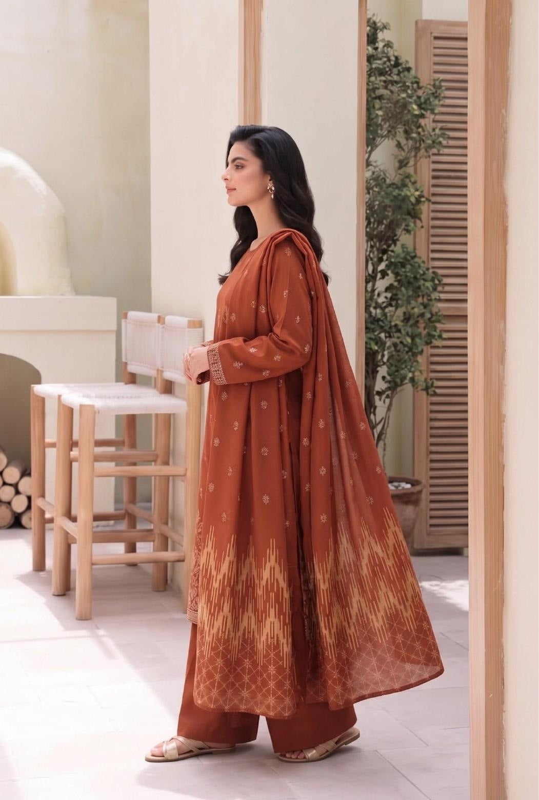 JANAN V-2796 Rust embroidered suit detail