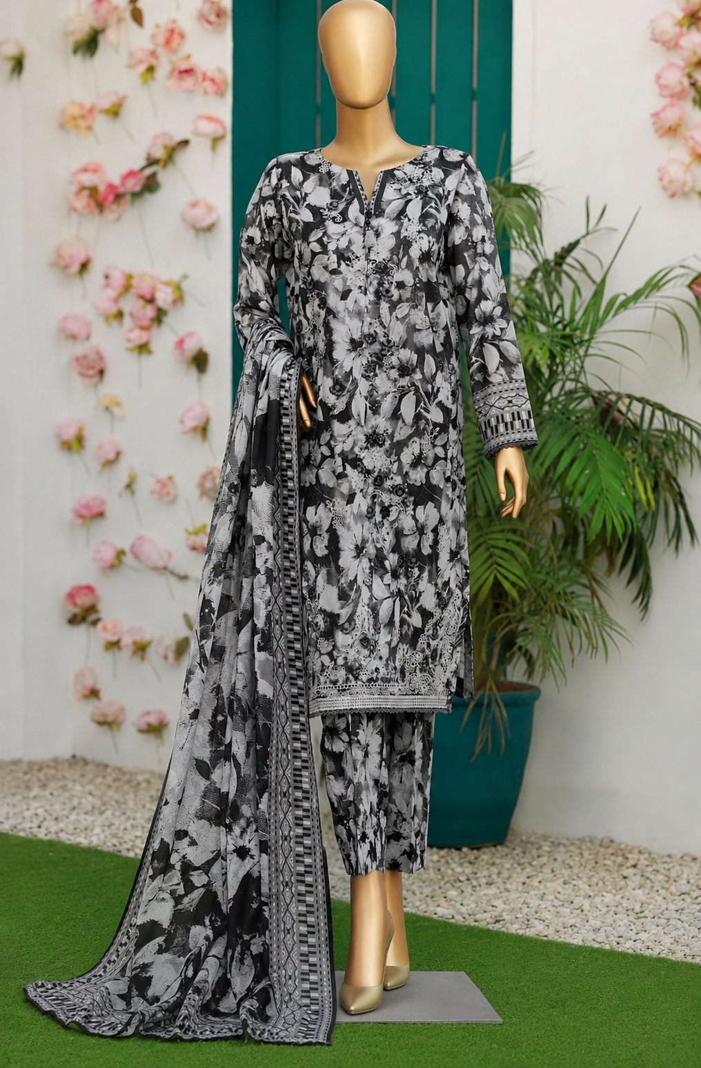 HZ Elegant | Unstitch 3 Pc Embroidered Lawn Collection