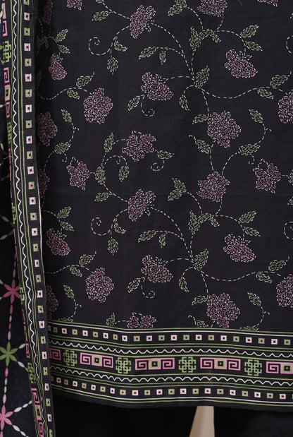 Sada Bahar black floral suit sleeve detail