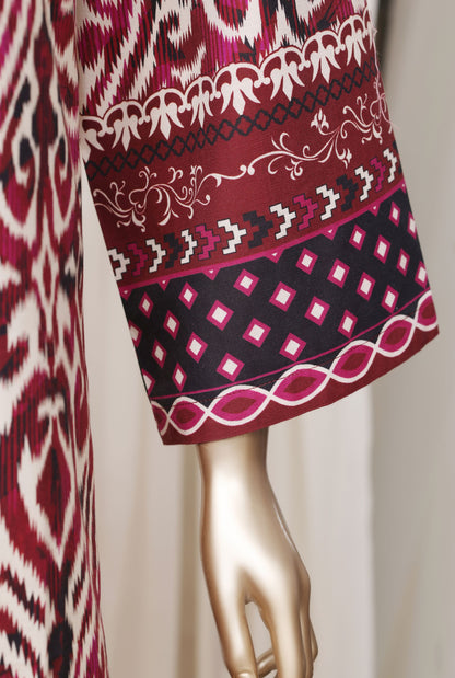 Sada Bahar maroon suit fabric detail