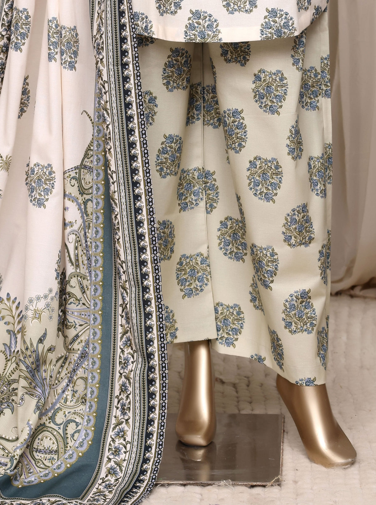 Ivory blue floral suit photo 6