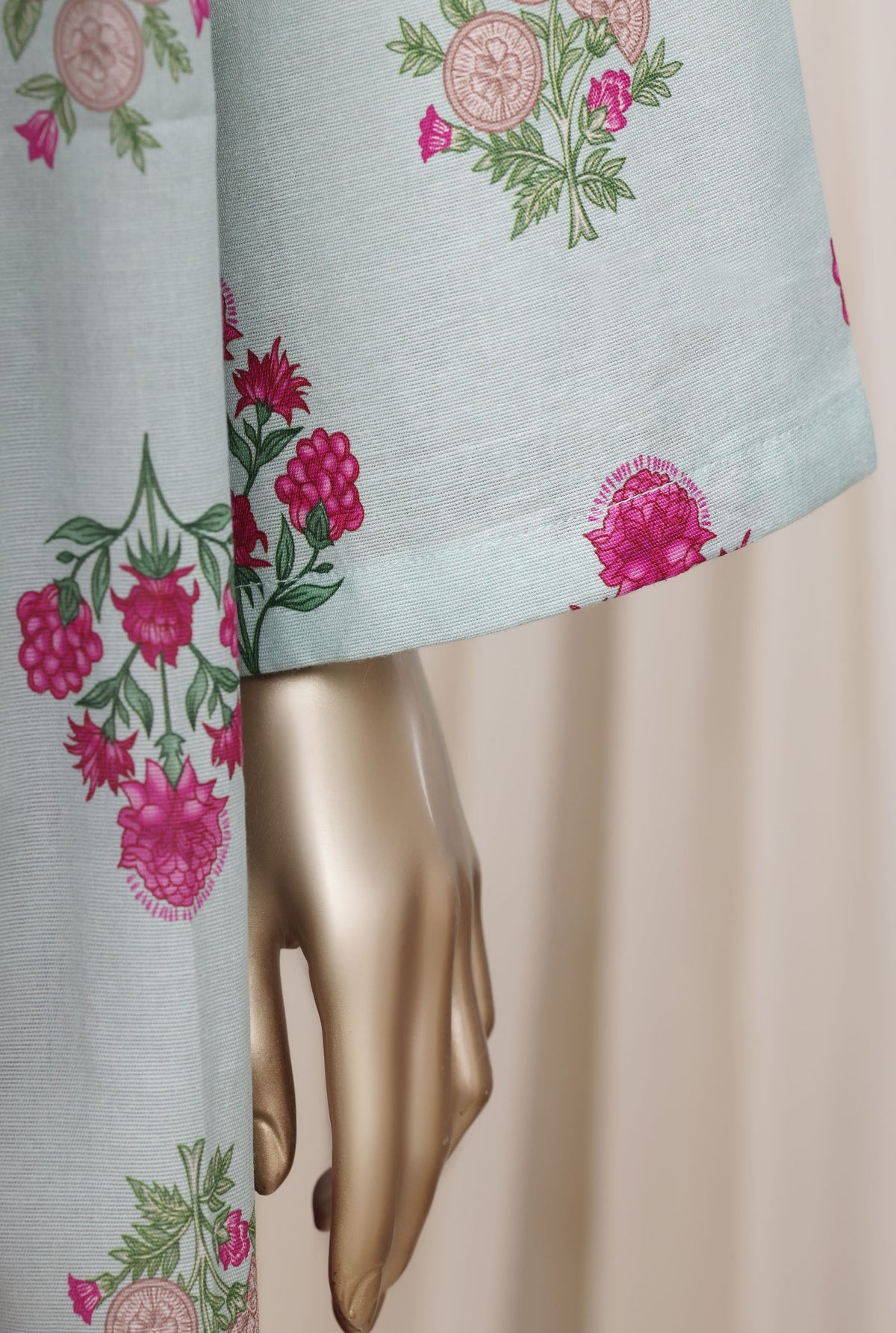 Mint green suit photo 5