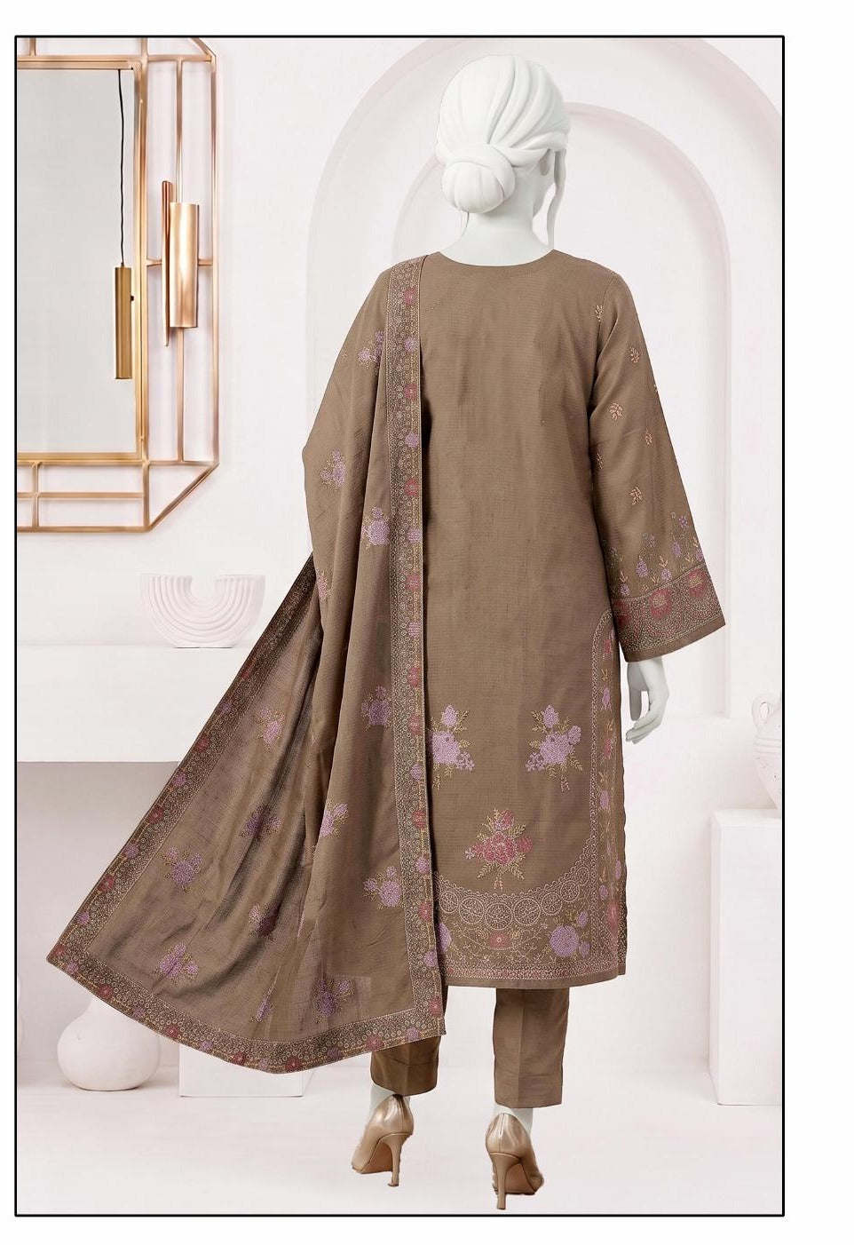 Al Boutique Centre Panna Volume 05 - Brown image 1